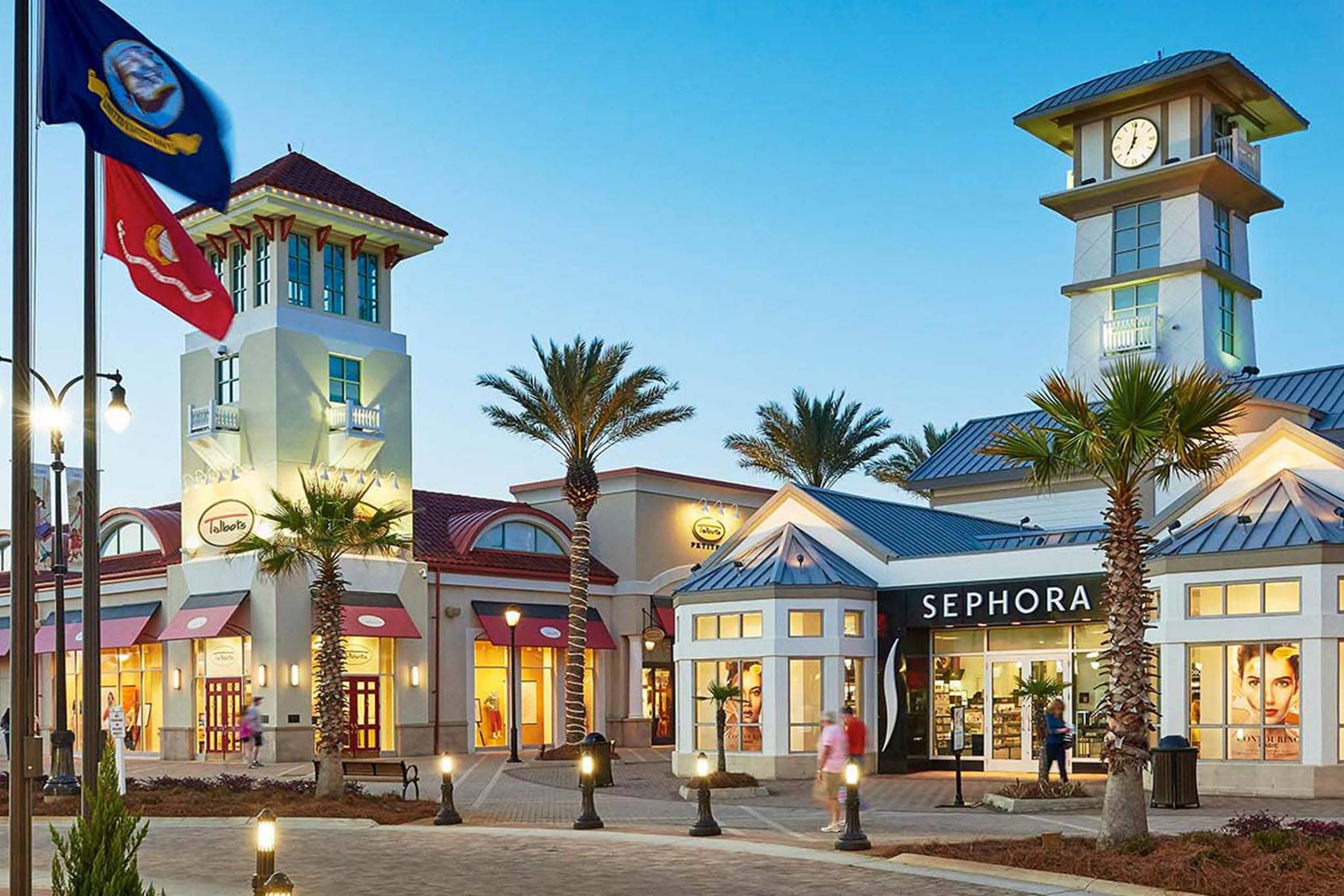Shopping in Destin - Best Places for Retail - Outlet - Gift - Souvenir