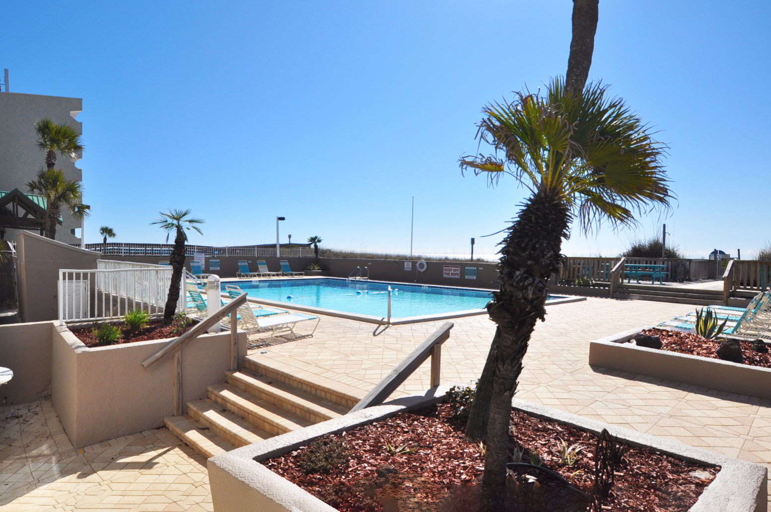 Emerald Isle Resort, Okaloosa Island, Fort Walton Beach Vacation Condo Rentals by Sunset Resort Rentals