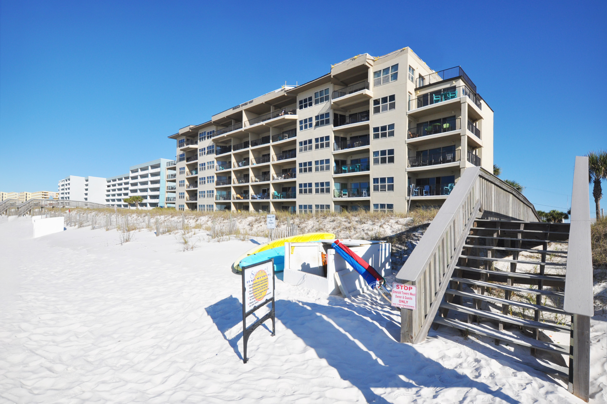 Emerald Towers West Resort Okaloosa Island Fort Walton Beach Vacation Condos By Sunset Resort Rentals